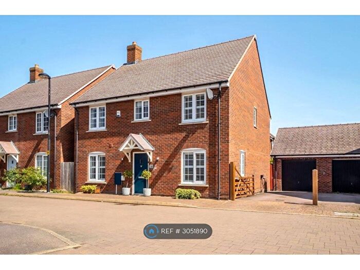 4 Bedroom Detached House To Rent In Avocet Road, Bedford, MK42