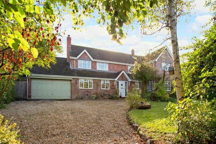 5 Bedroom Detached House To Rent In Old Beasants, Lockeridge, Marlborough, SN8