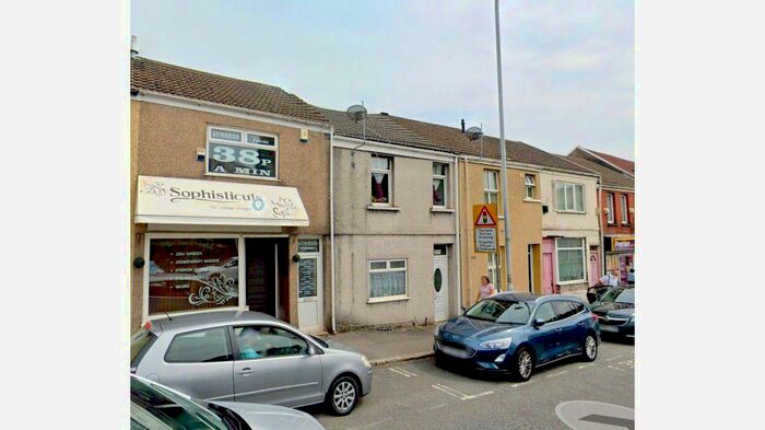 3 Bedroom Terraced House To Rent In Neath Road, Swansea, SA6