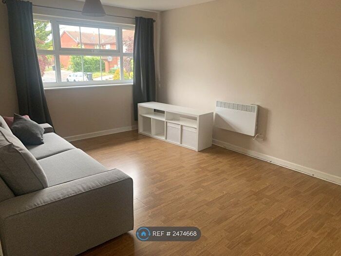 2 Bedroom Maisonette To Rent In Campania Grove, Luton, LU3