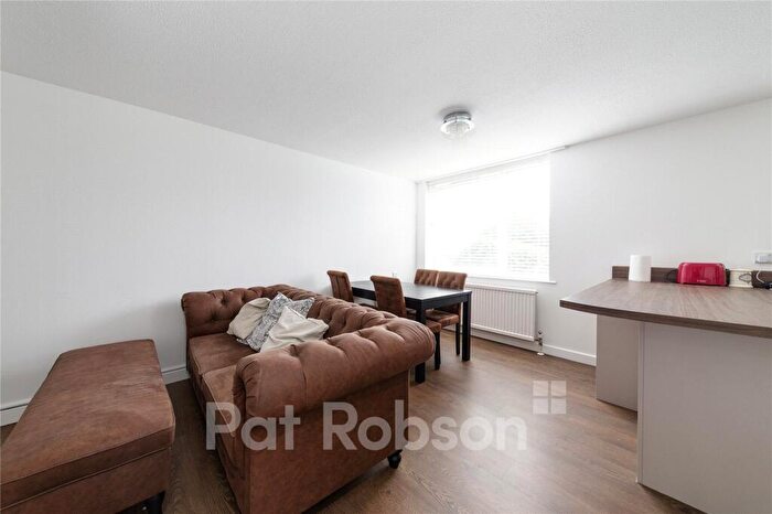 2 Bedroom Apartment To Rent In St. Ann's Close, Newcastle Upon Tyne, Tyne And Wear, NE1