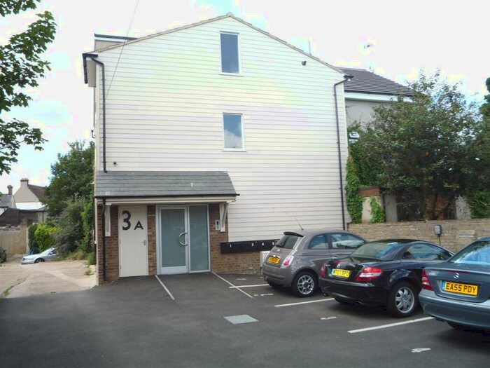 1 Bedroom Apartment To Rent In West Street, Leigh-On-Sea, SS9