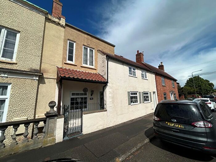 3 Bedroom Town House For Sale In Main Street, Balderton, Newark, NG24