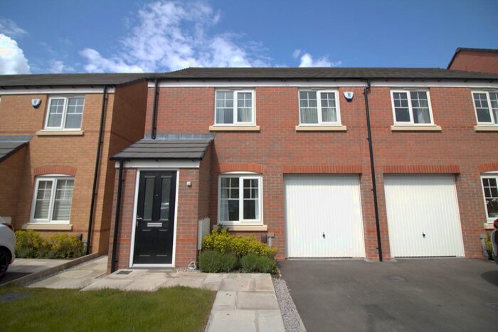 3 Bedroom Semi-Detached House To Rent In Grayling Avenue, Ellesmere Port, Cheshire, CH66