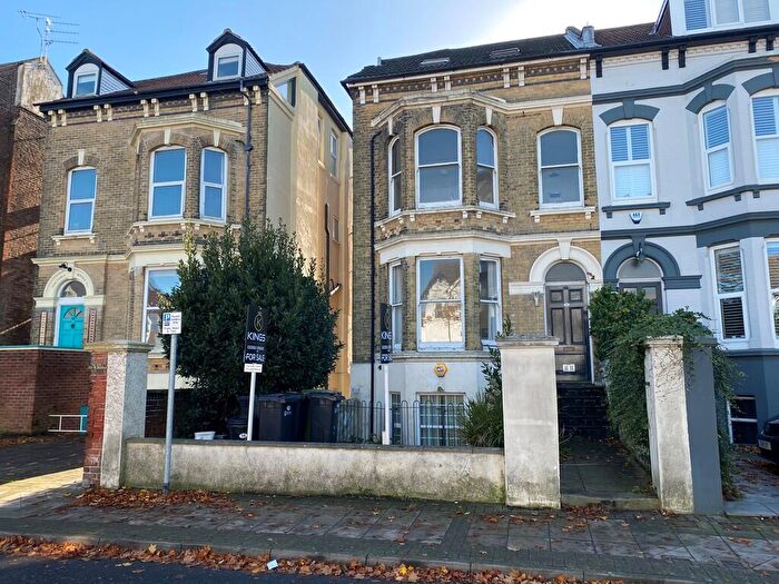 2 Bedroom Apartment To Rent In Granada Road, PO4