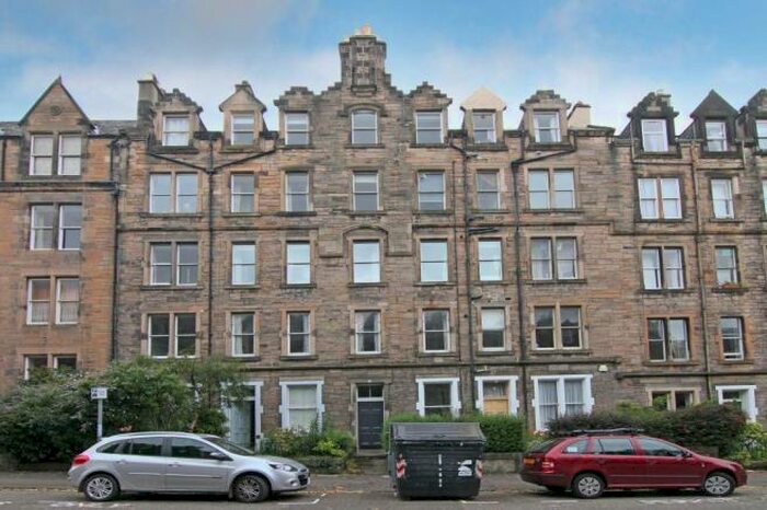 3 Bedroom Flat To Rent In Marchmont Crescent, Marchmont, Edinburgh, EH9