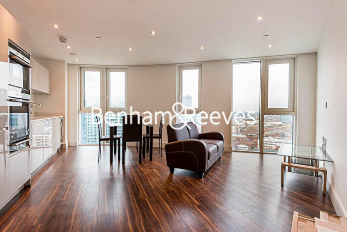 Apartment To Rent In Alie Street, Aldgate East, E1