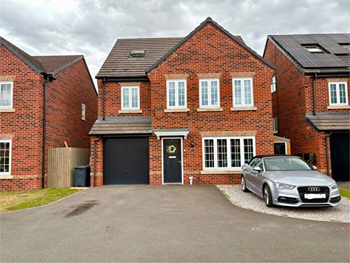 4 Bedroom Detached House For Sale In Field View Drive, Auckley, DN9