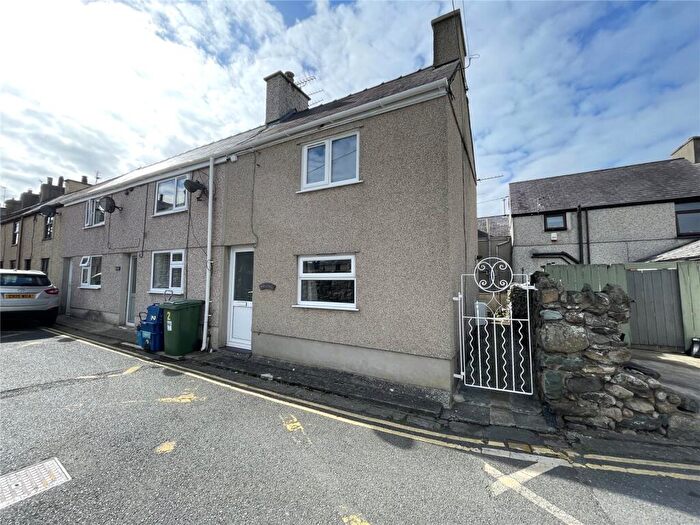 1 Bedroom End Of Terrace House To Rent In New Street, Bethel, Caernarfon, LL55