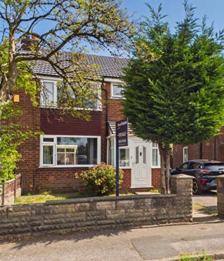 3 Bedroom Semi Detached House For Sale In Hertford Drive, Tyldesley, M29
