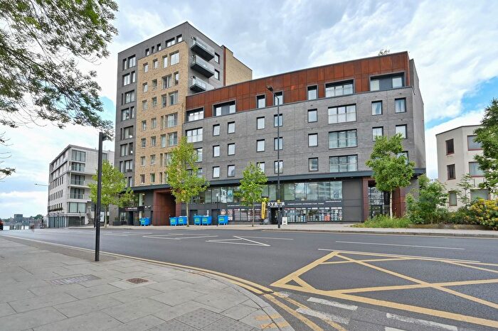 3 Bedroom Flat To Rent In Wembley Hill Road, Signia Court Wembley Hill Road, HA9