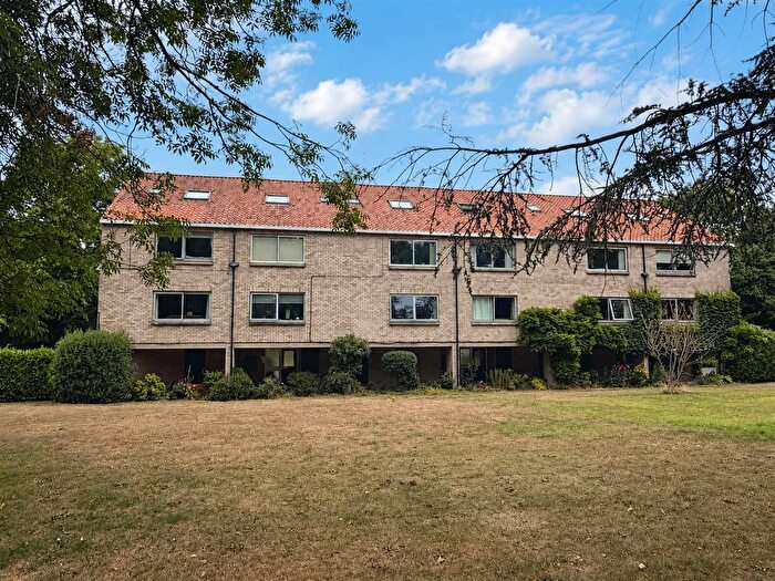 1 Bedroom Flat For Sale In Nunthorpe Avenue, Off Scarcroft Road, YO23