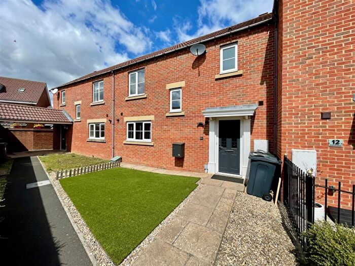 3 Bedroom Terraced House For Sale In Bakewell Mews, Darlington, DL2