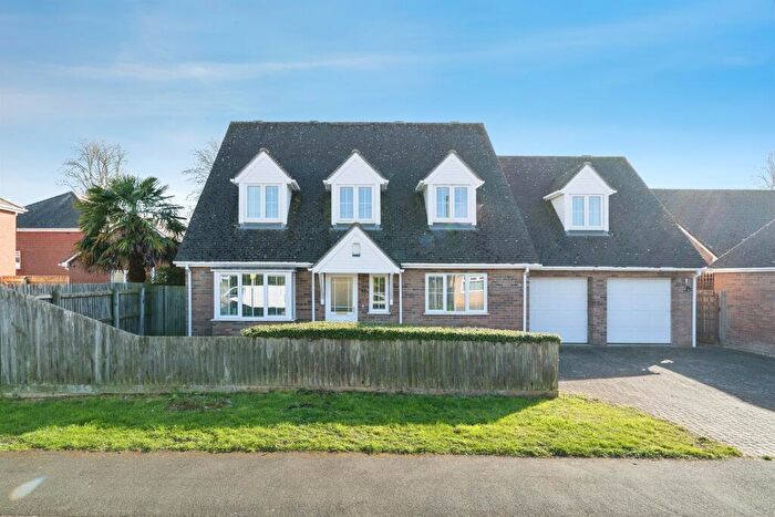 5 Bedroom Detached House For Sale In Elwyndene Road, March, PE15