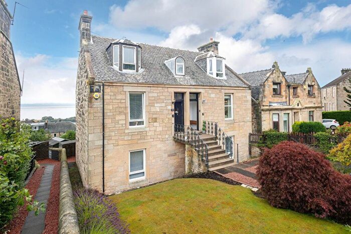 5 Bedroom Semi-Detached House For Sale In Foremount Villa, Braehead, Bo'ness, EH51