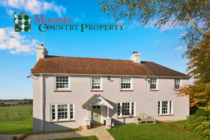 4 Bedroom Detached House For Sale In Wittersham Road, Peasmarsh, Rye, TN31