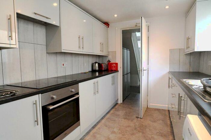 5 Bedroom Terraced House To Rent In Hollingdean Road, Brighton, BN2