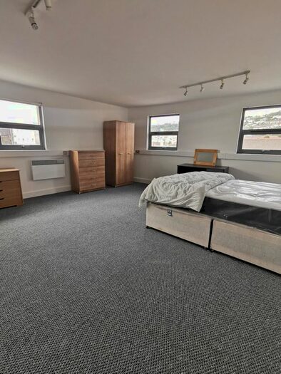 Studio To Rent In St Helens Road, City Centre, Swansea, SA1