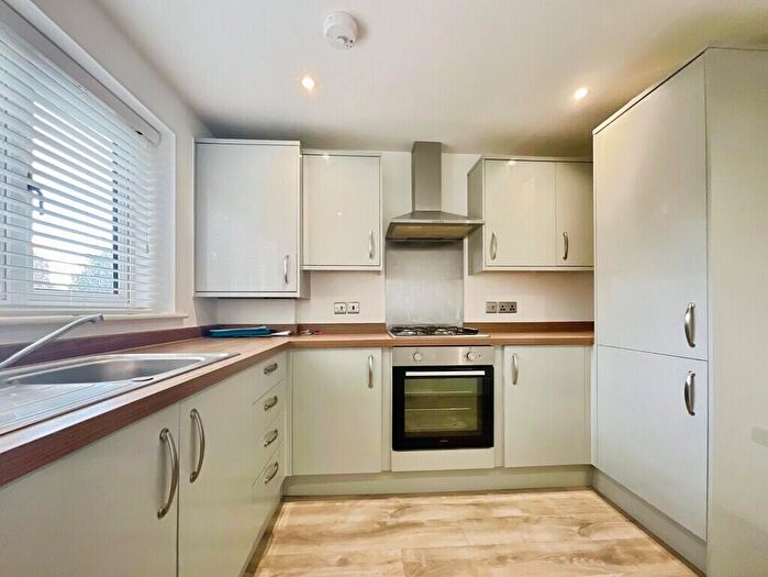 3 Bedroom Semi-Detached House To Rent In Kingfisher Close, Cherry Willingham, LN3