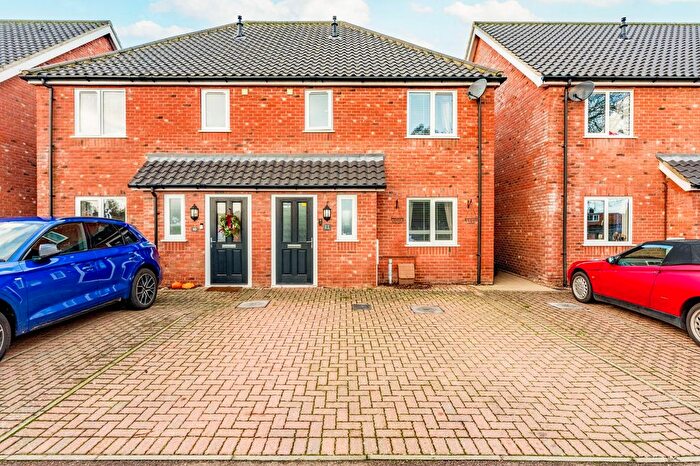 3 Bedroom Semi-Detached House For Sale In Janet Smith Close, Thorpe St Andrew, NR7