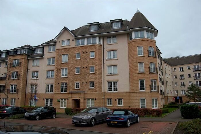2 Bedroom Flat To Rent In Powderhall Rigg, Broughton, Edinburgh, EH7