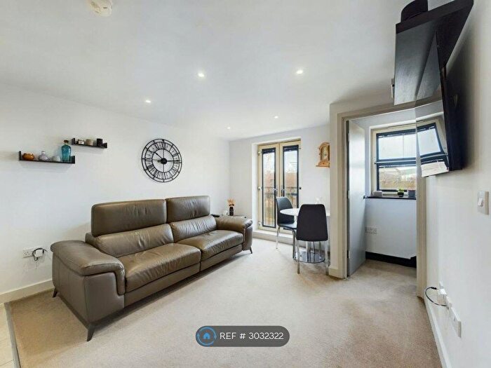 2 Bedroom Terraced House To Rent In Holts Crest Way, Leeds, LS12