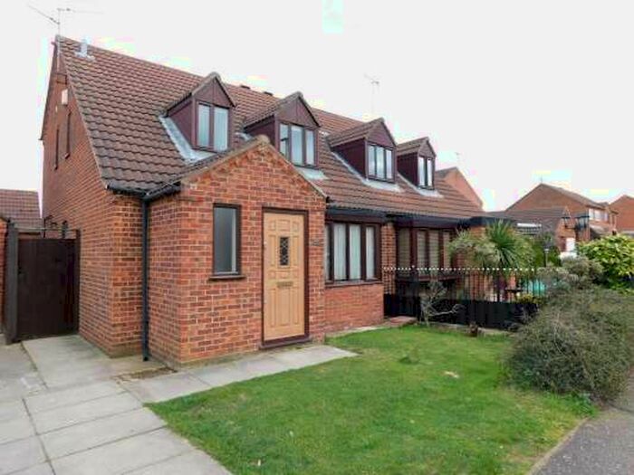 3 Bedroom Semi-Detached House To Rent In Walton Park, Walton, Peterborough, PE4