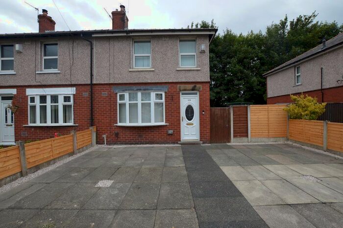 2 Bedroom Town House To Rent In Pennington Road, Leigh, WN7
