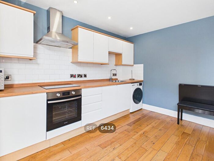 1 Bedroom Flat To Rent In Baker Street, Hull, HU2