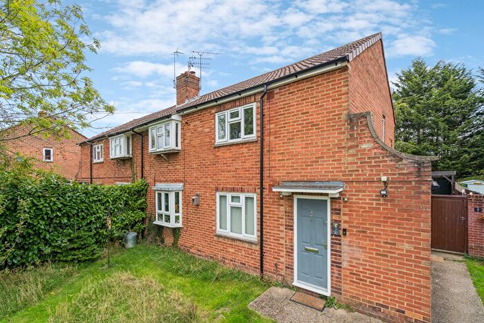 2 Bedroom Maisonette For Sale In Kiln Avenue, Little Chalfont, HP6
