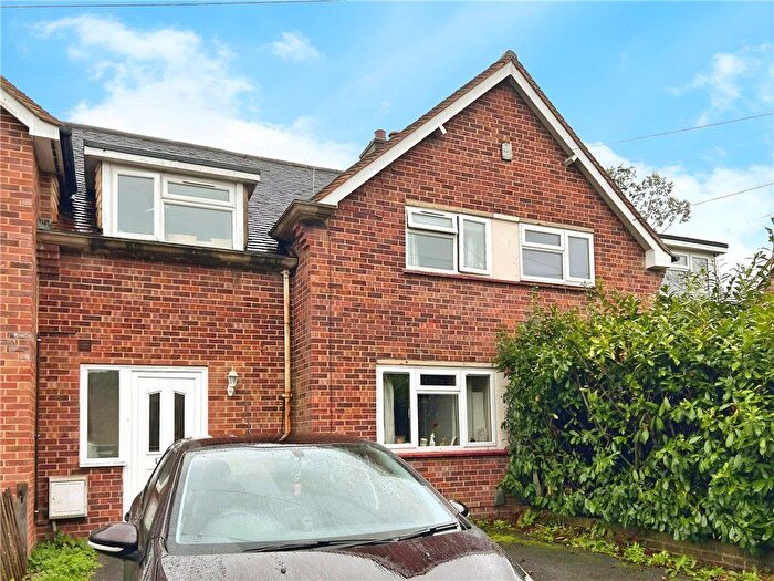 4 Bedroom Terraced House To Rent In Pond Meadow, Guildford, Surrey, GU2