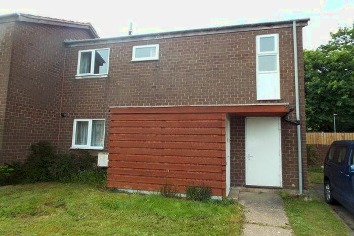 3 Bedroom Property To Rent In Beighton Court, Mansfield, NG18