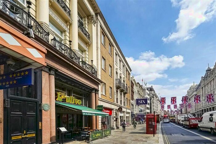 1 Bedroom Flat To Rent In Bull Inn Court, London, WC2R