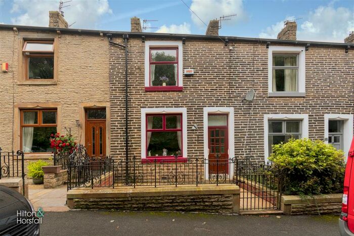 2 Bedroom House For Sale In Park Road, Cliviger, Burnley, BB10