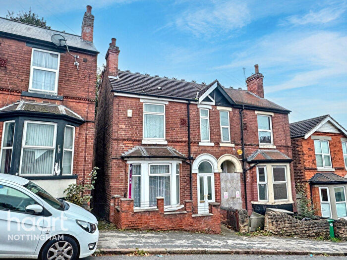 3 Bedroom Semi-Detached House For Sale In St Bartholomews Road, Nottingham, NG3