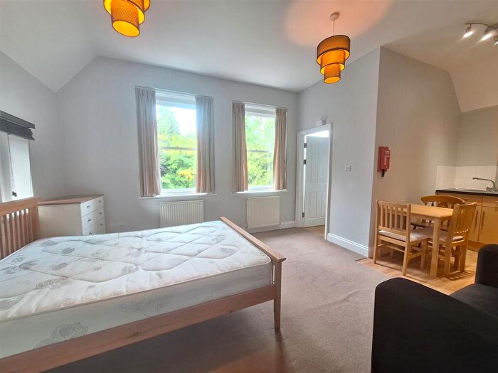 Studio To Rent In Upper Redlands Road, RG1