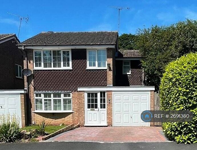 4 Bedroom Detached House To Rent In Silverthorn Way, Stafford, ST17