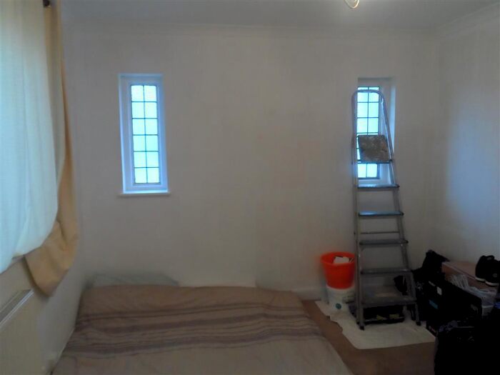 1 Bedroom Flat To Rent In Wideway, Mitcham, CR4