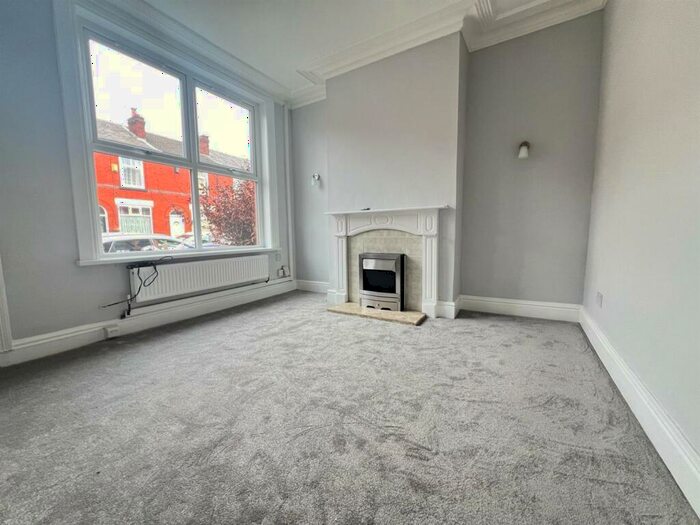 2 Bedroom House To Rent In Crosby Street, Cale Green, Stockport, SK2