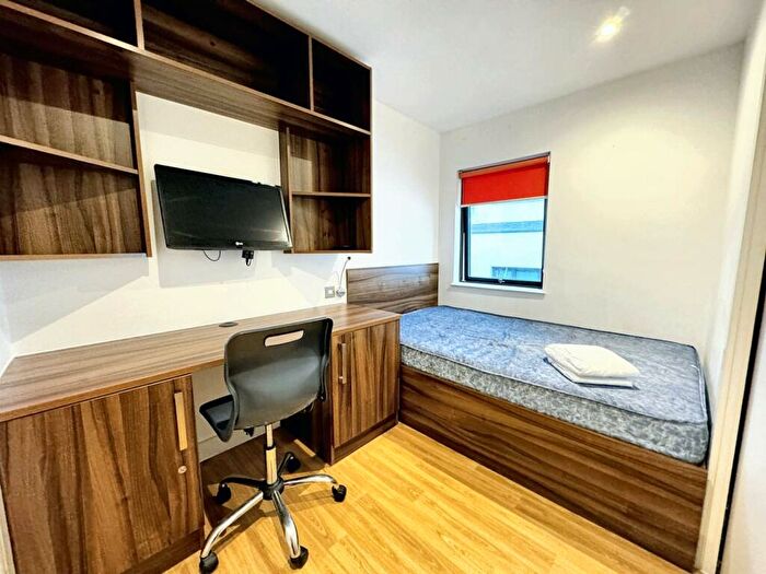 1 Bedroom Apartment To Rent In King Square, Bristol, BS2