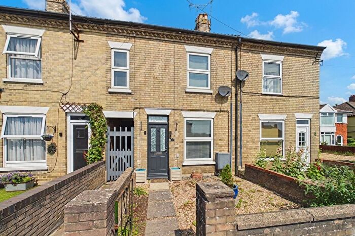 3 Bedroom Terraced House For Sale In Norwich Road, Thetford, IP24