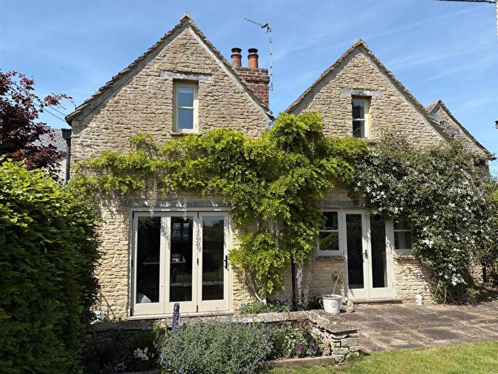 5 Bedroom Detached House For Sale In Grove Road, Sherston, SN16