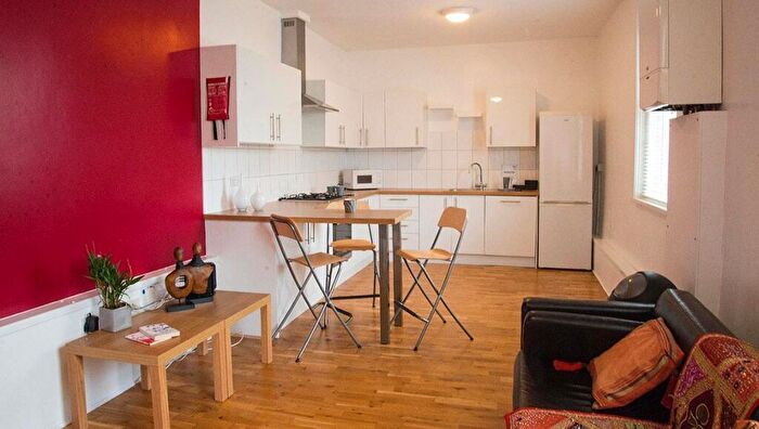 3 Bedroom Flat To Rent In St. Andrews Road, Southsea, PO5