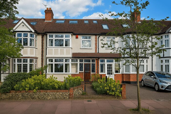 5 Bedroom Terraced House For Sale In Stanhope Grove, Beckenham, BR3