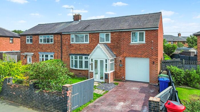 4 Bedroom Semi-Detached House For Sale In Cleveland Road, Warrington, WA2