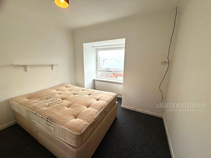 1 Bedroom Flat To Rent In Braemar Gardens, Slough, SL1