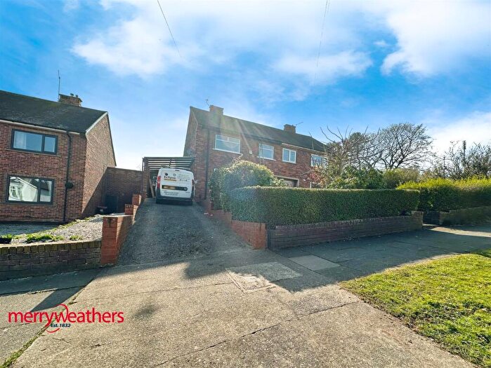 2 Bedroom Semi-Detached House To Rent In Oakwood Road West, Rotherham, S60