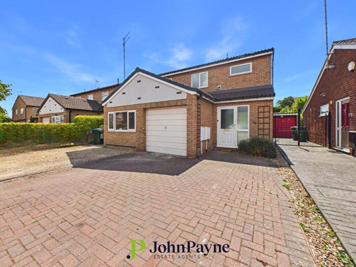 2 Bedroom End Of Terrace House To Rent In Rushmoor Drive, Chapelfields, Coventry, CV5