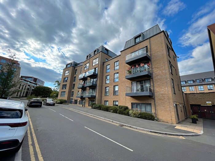 1 Bedroom Flat To Rent In Sensa Apartments Royal Engineers Way, Mill Hill, NW7