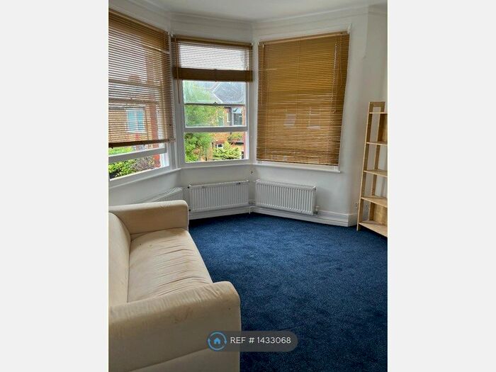 2 Bedroom Flat To Rent In B Belmont Avenue, London, N17